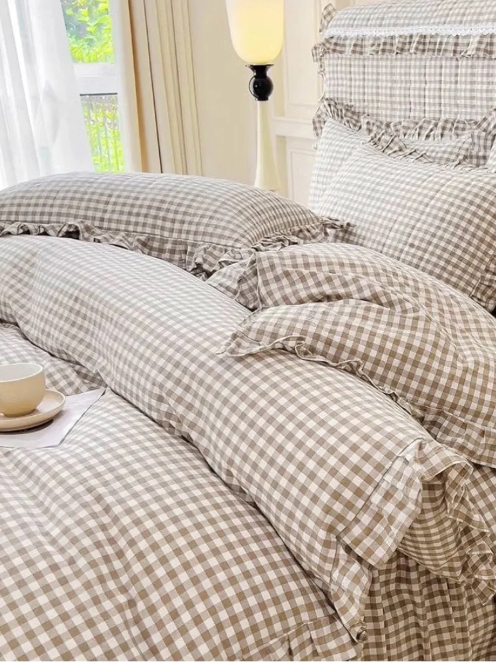 NWT 🤎 Tan Gingham Comforter Set with Ruffled Detail - 3 Piece